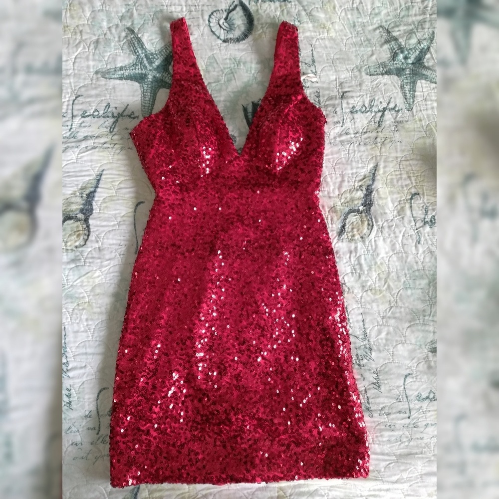 Super Sparkly Fire-Engine Red Party Dress